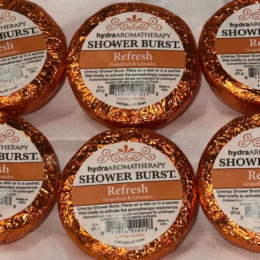 Shower Burst Refresh Orange HydraAromatherapy Refresh Grapefruit & Lavender